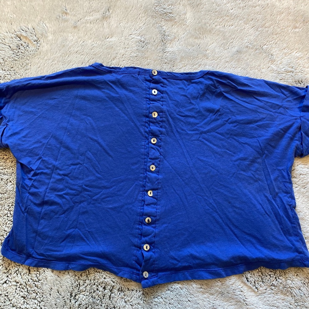 Button Back
